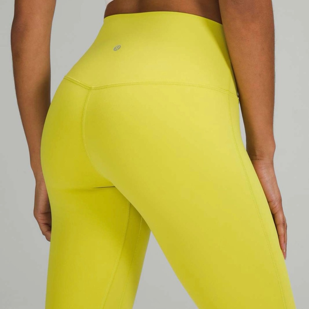 Lululemon Align High-Waisted Trousers, 71 cm
Yellow Streamer - Picture 3 of 15